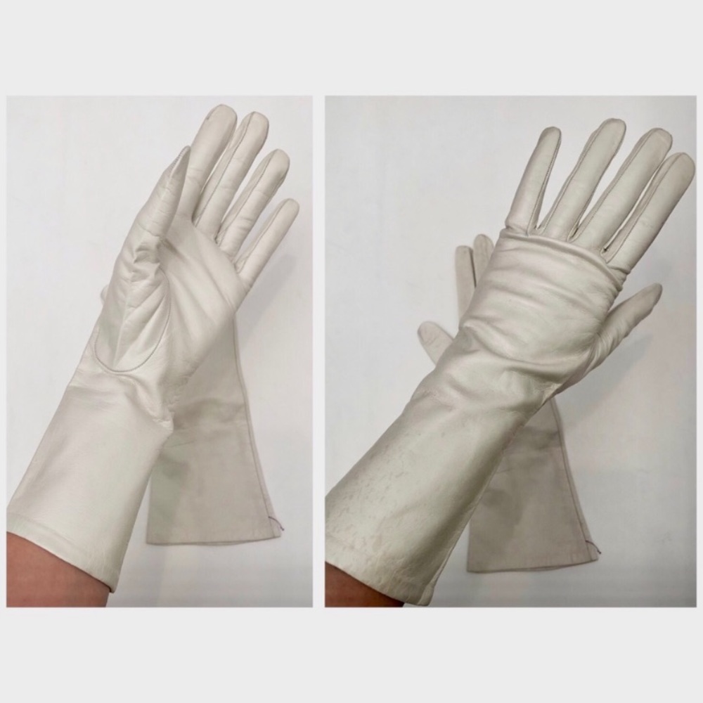 Vintage White Leather Gloves